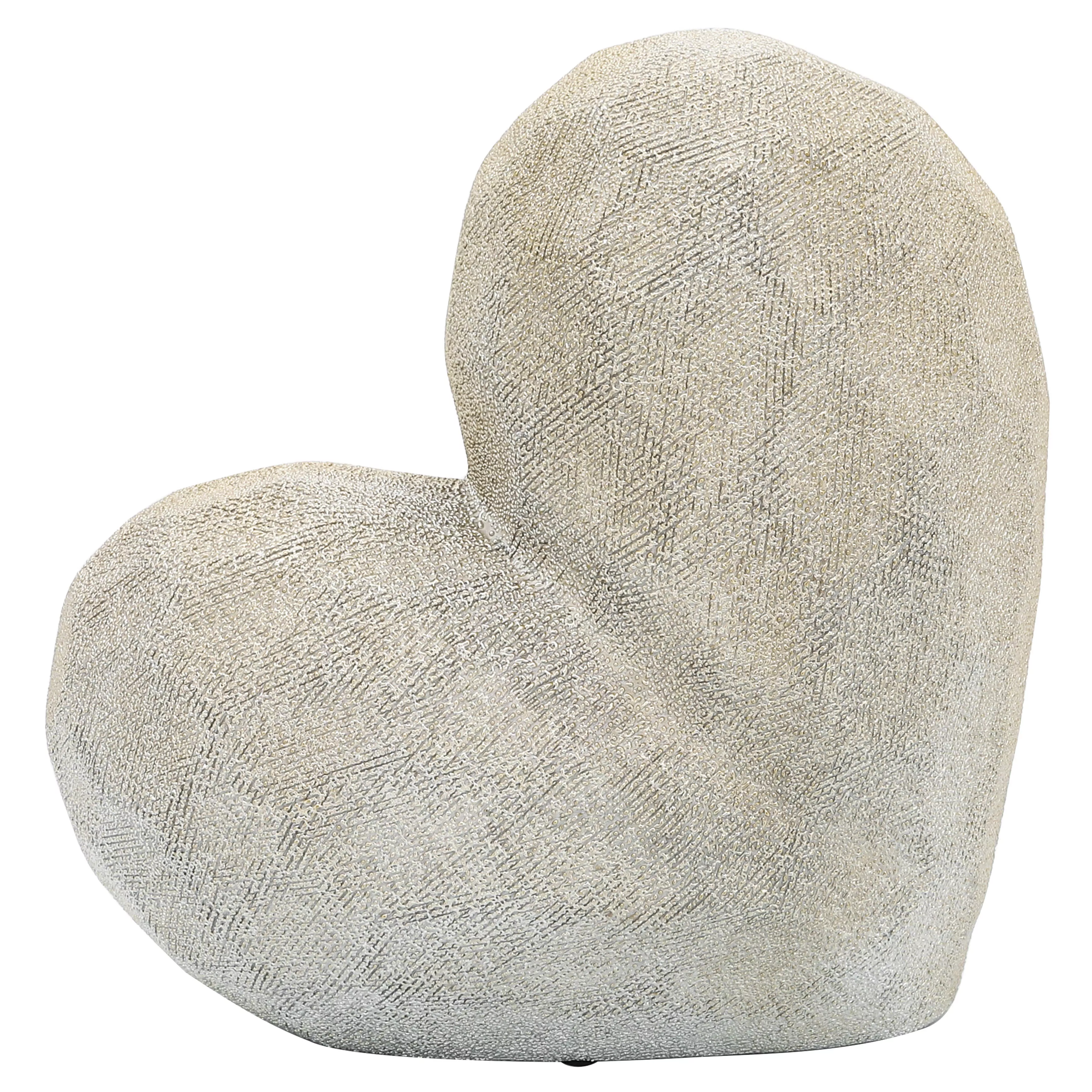 11" Scratched Heart Deco