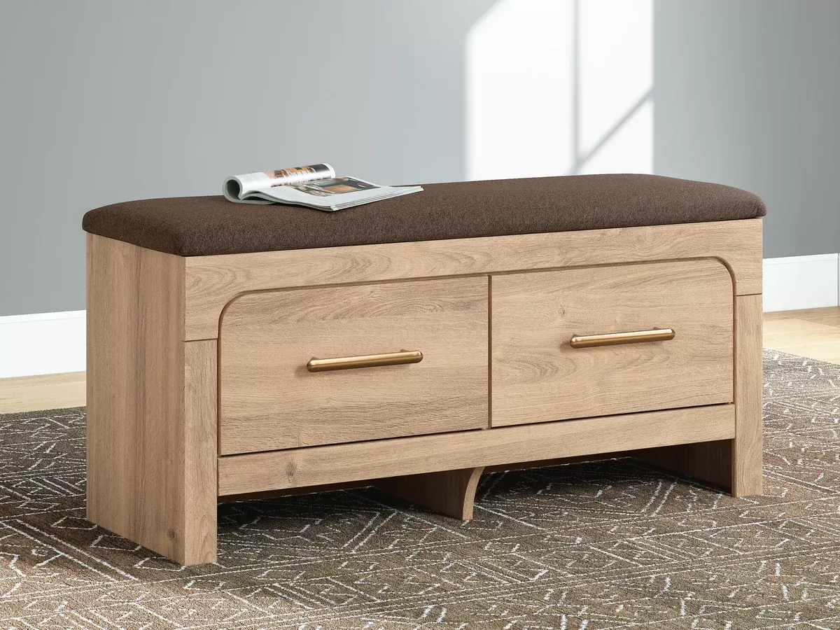 Ashley Express - Kinlanni Bedroom UPH Storage Bench