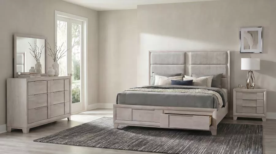 Farre 4-piece Eastern King Bedroom Set Washed Grey
