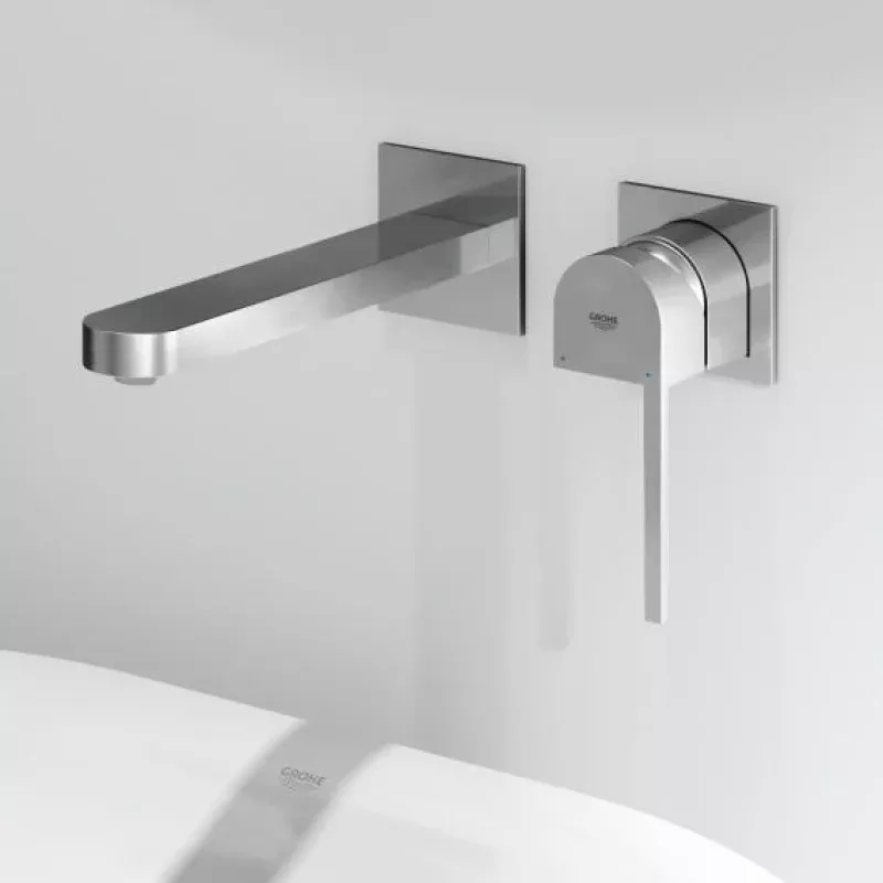 Grohe Plus wall-mounted