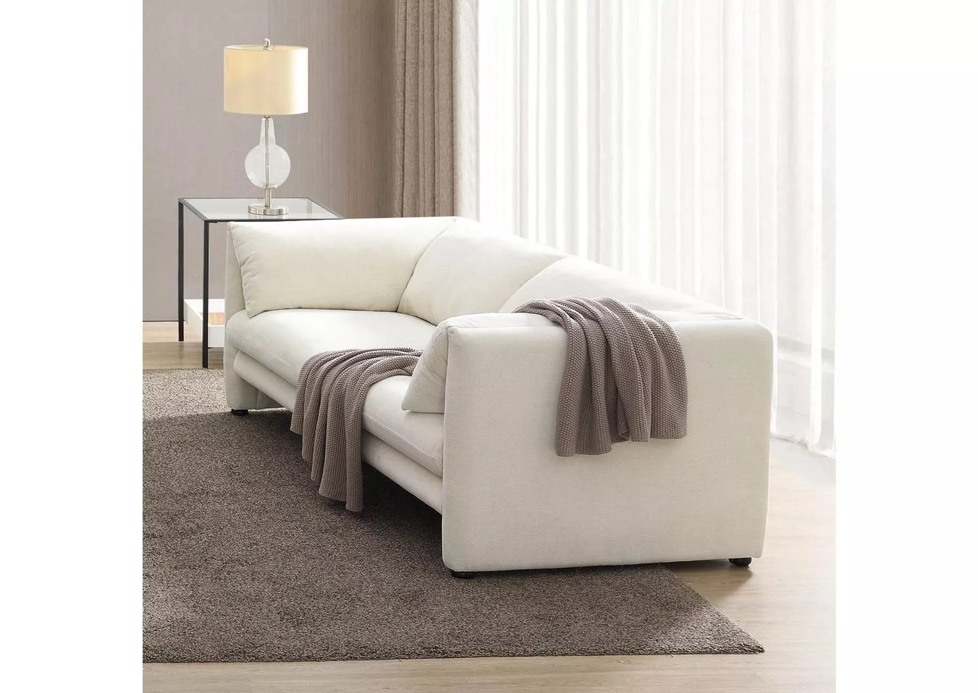 Jaeda Loveseat