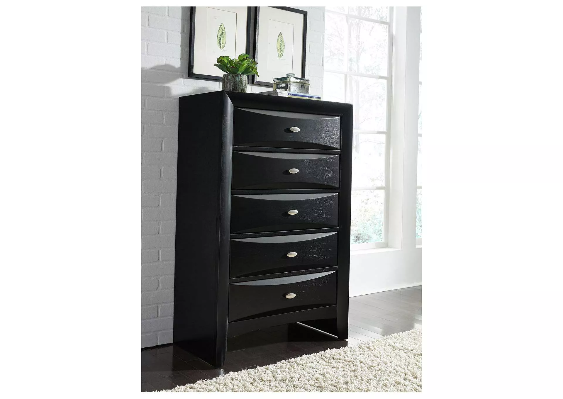 LINDA BLACK CHEST