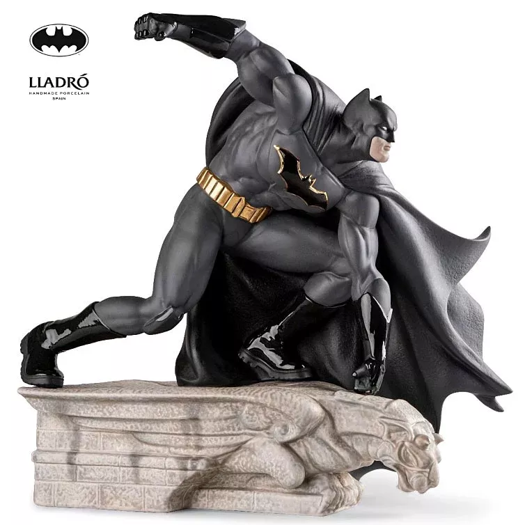 Lladro Batman Limited Edition Figurine 01009708