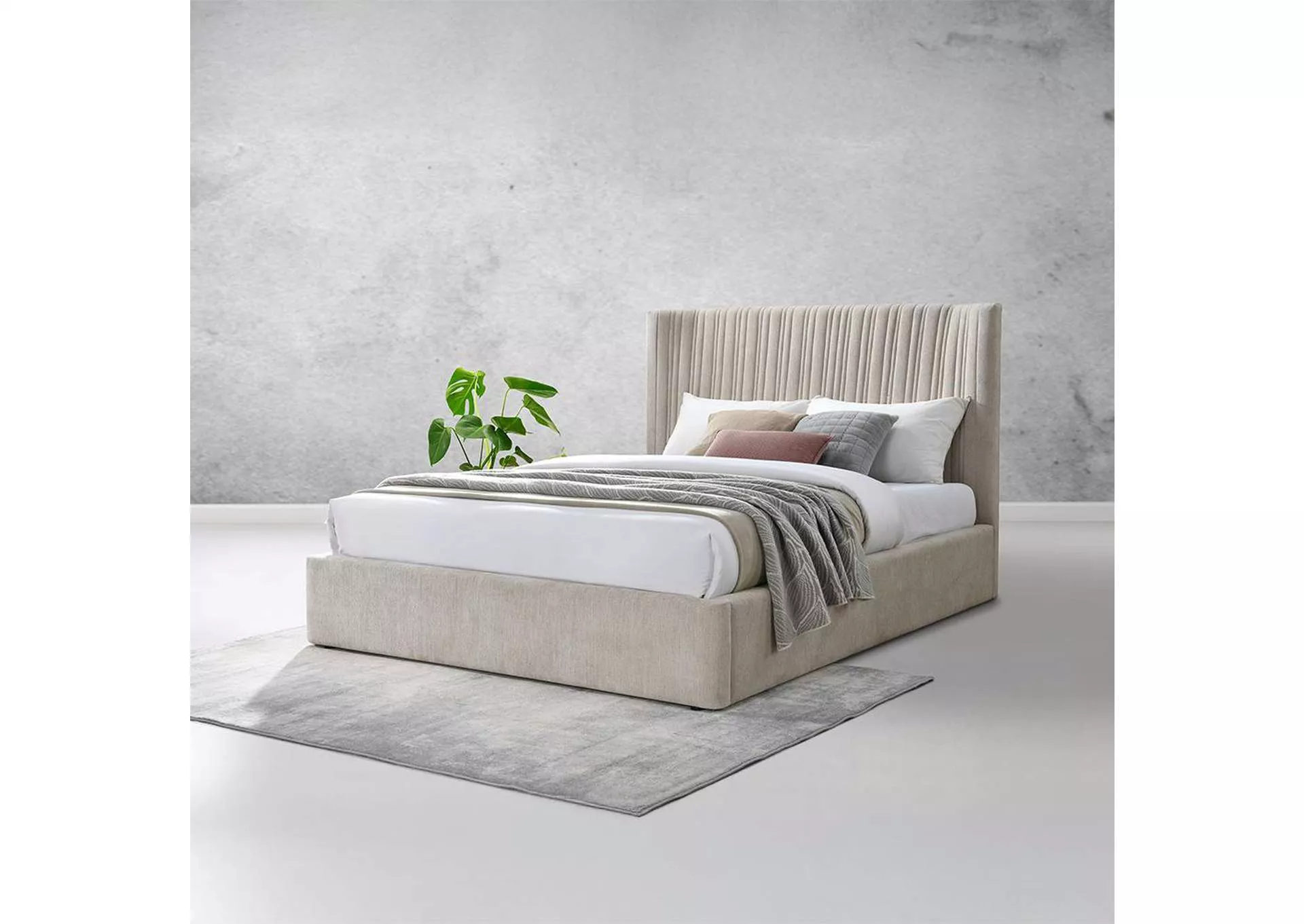 Loren Eastern King Bed