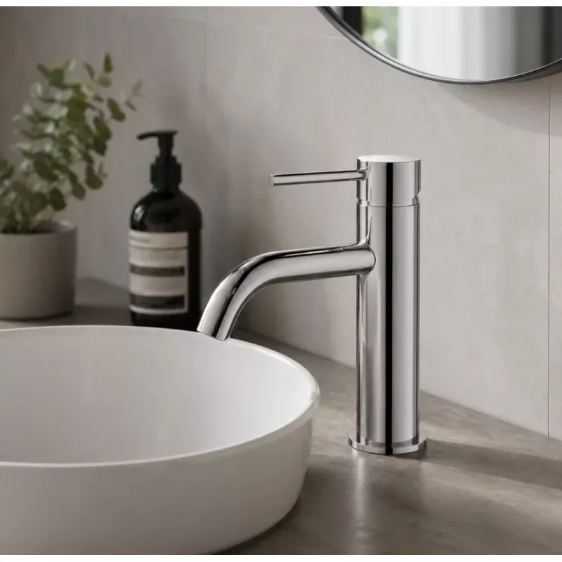 Luna Short Basin Mixer