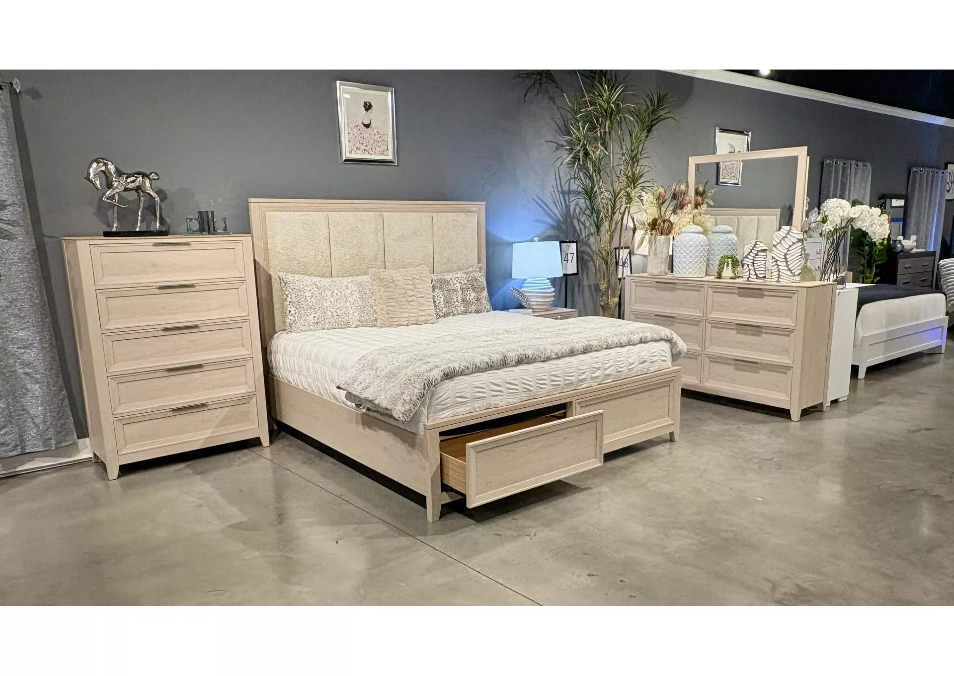 MARIAH DARK BROWN FULL BED