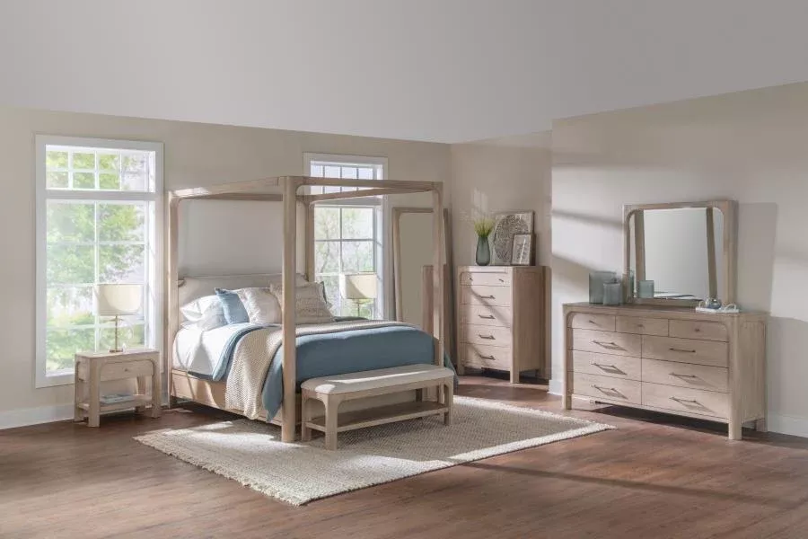 Solano 4-piece Queen Bedroom Set Weathered Mango