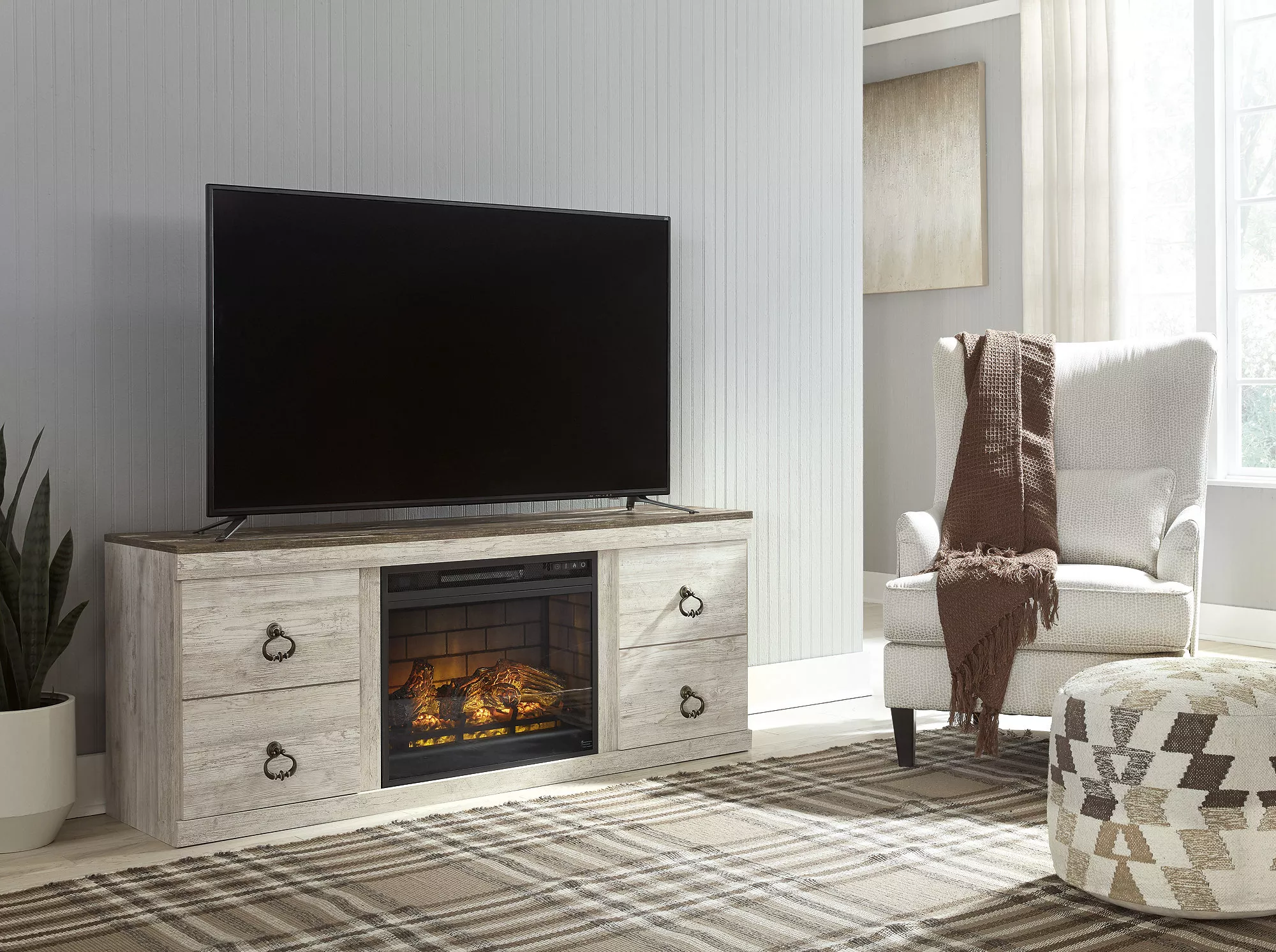 Willowton TV Stand w/Electric Fireplace